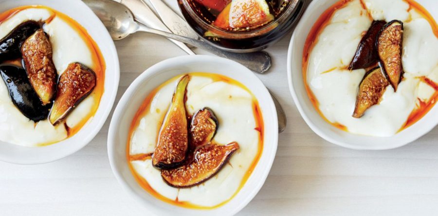 Mleczny pudding z figami i karmelem